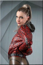 Zwangsjacke158