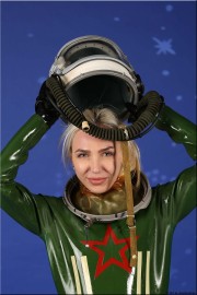 Jet004