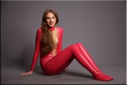 Latexskin319