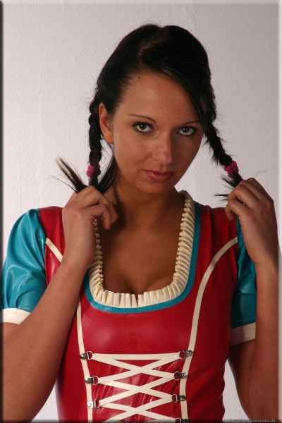 Dirndl117