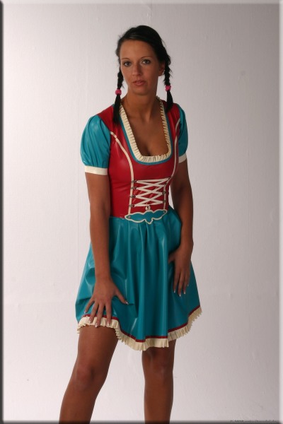 Dirndl124