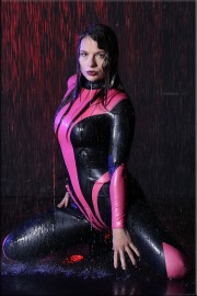 latexcrazy358