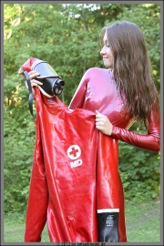 red046