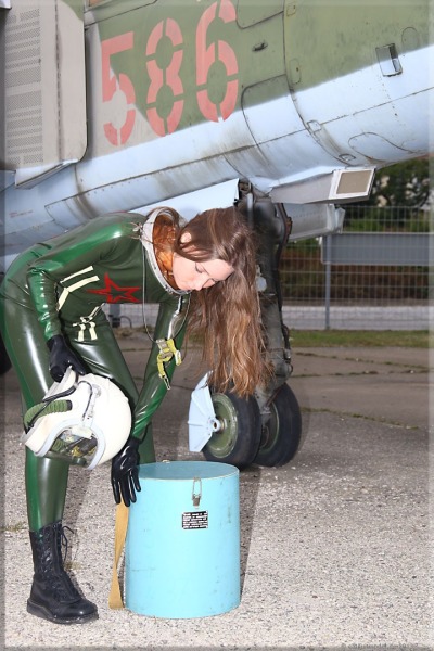 MIG017