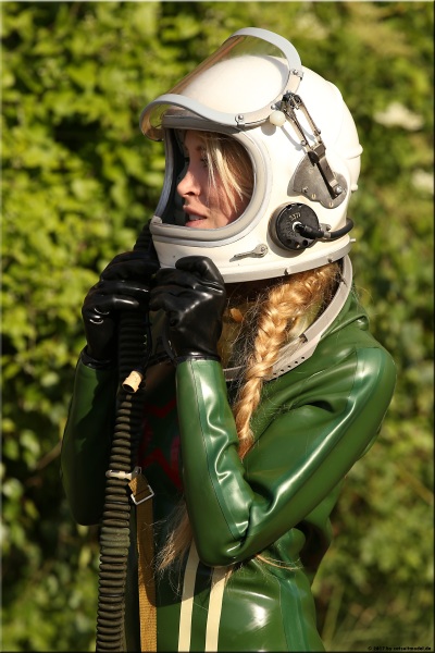 Spacegirl066