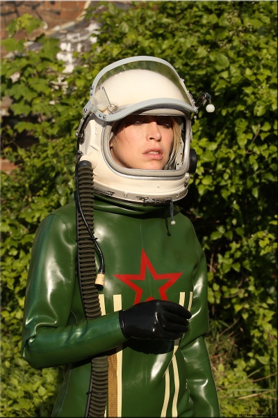 spacegirl083