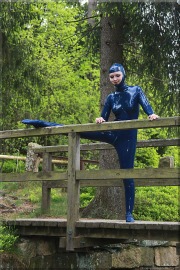 blau054