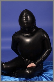 blowup_suit227