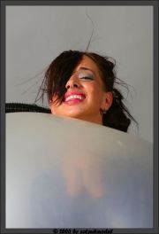 Nancy-im-Ballon-16