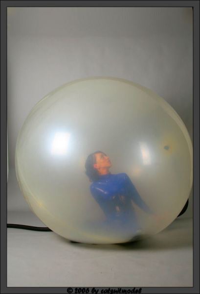 Nancy-im-Ballon-22