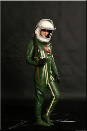 astronaut095