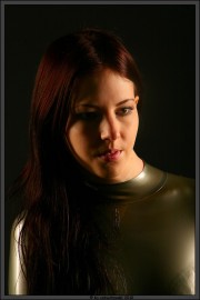 Golden-suit02
