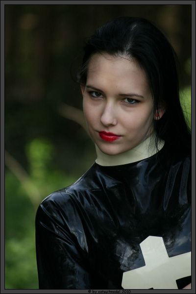 Virginia-nun122