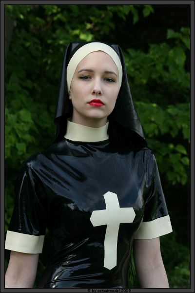 Virginia-nun44