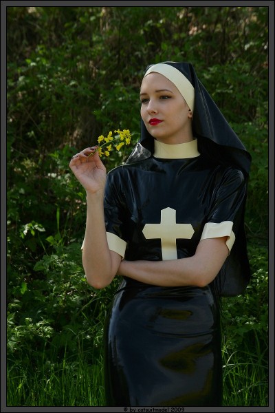 Virginia-nun81