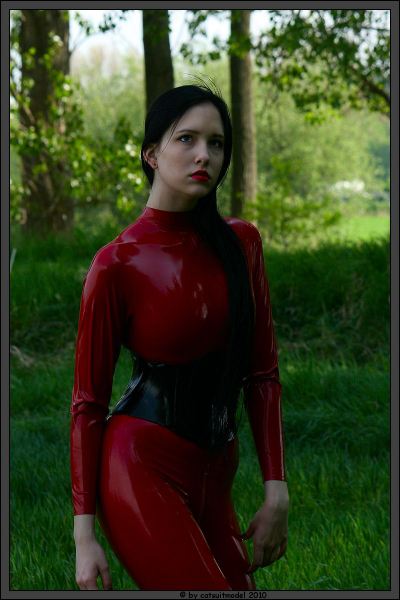 Virginia-red144